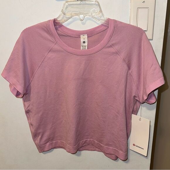 lululemon athletica Tops - NWT lululemon 10 Swiftly Tech Cropped Short Sleeve Slim Fit Tshirt - Vital Pink